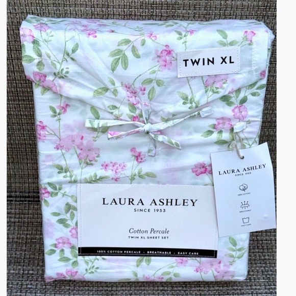 Laura Ashley Fawna Raspberry Green Floral Cotton Percale TWIN XL Sheet Set 3pc - Picture 3 of 10